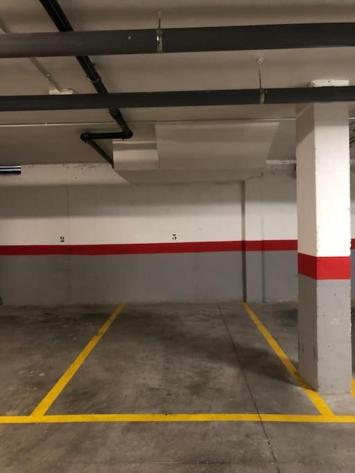 Luminoso Apartamento Con Garaje En El Centro Malaga Bagian luar foto